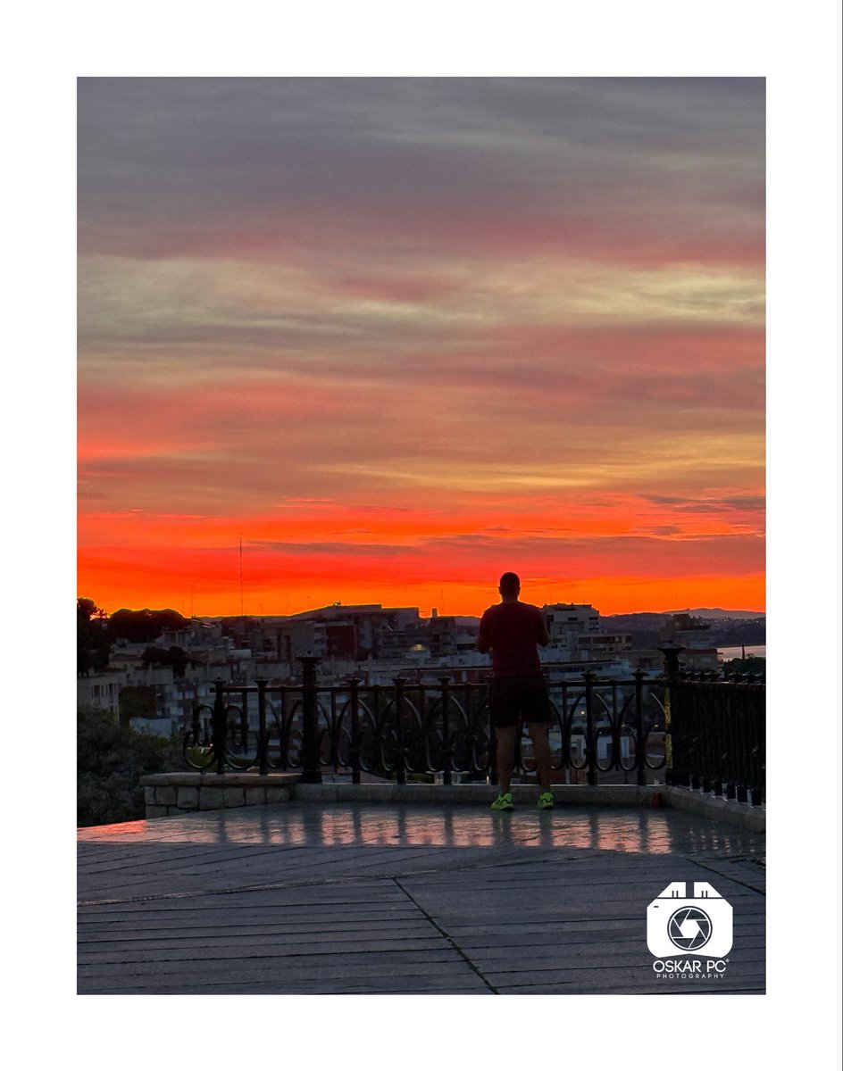 Cels de Tarragona
.
.
.
.
TARRAGONA 
.
.
#tarragona #tgn #skyphotography #sky  #photography #photo #fotografia #foto #oskarpcphotography
