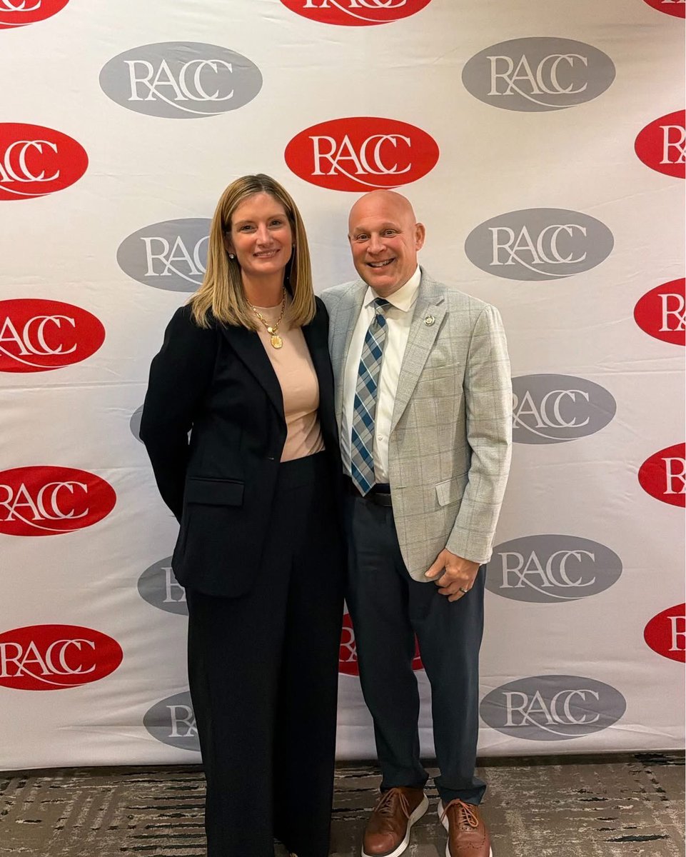 RepWeaknecht's tweet image. Jess and I were honored to attend the RACC Scholarship Dinner! Grateful for RACC’s commitment to accessible, affordable education and the life-changing opportunities it provides for students.
