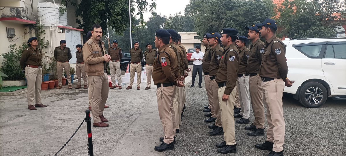 SP_RATLAM_MP's tweet image. 👉पुलिस अधीक्षक द्वारा थाना जावरा शहर एवं थाना औद्योगिक क्षेत्र जावरा का  किया निरीक्षण
👉थाना/चौकी भवन, हवालात, मालखाना, आवासीय परिसर जावरा का निरीक्षण कर दिए आवश्यक दिशा निर्देशfacebook.com/share/p/1YmAxN…
@CMMadhyaPradesh @mohdept @DGP_MP @MPPoliceDeptt @JansamparkMP @projsratlam