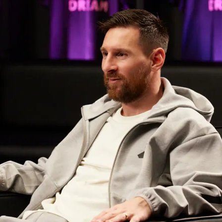 TouchlineX's tweet photo. 🗣️🚨 Barcelona presidential candidate Víctor Font: "If I win, the first thing I’ll do is call Lionel Messi. We must embrace Leo Messi and do everything possible. His statue at the Camp Nou would only be the beginning.

"We must not use him as political material. Laporta did it, many times, and badly."