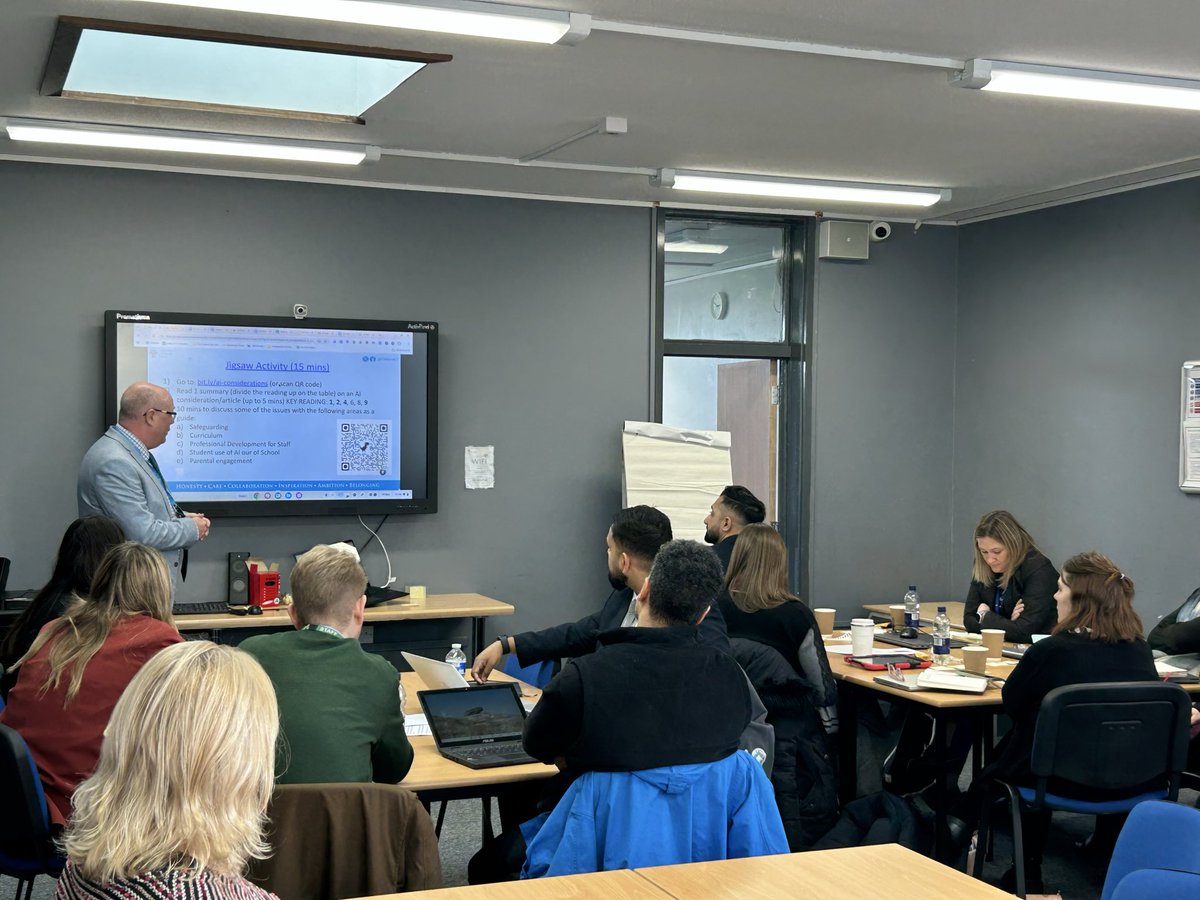 Helen20Masters's tweet image. Informative morning @Kempston Academy with @CLT DSLs discussing CPOMs, AI and contextual safeguarding. What a meeting of minds!
