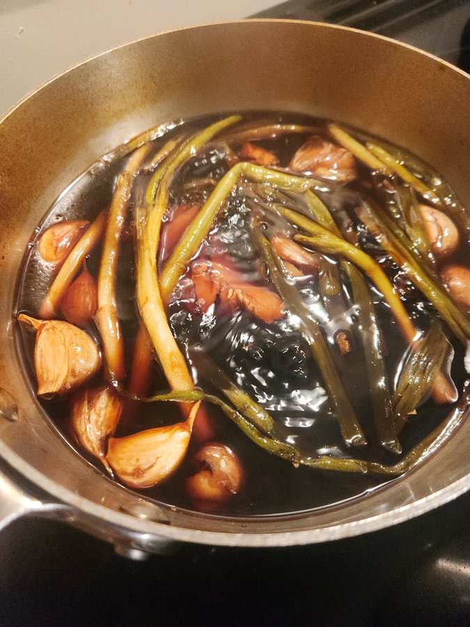JEllulz's tweet image. I am making teriyaki sauce for salmon