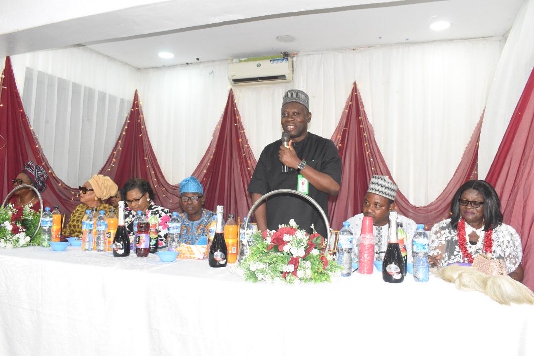 FMC_EB's tweet photo. As speeches, awards and goodwill messages highlighted the day, Acting MD Dr. Saheed Ogunme in his speech honoured the retirees wealth of experience, wisdom, dedication to duty, and passion they emboded in their services to mankind. #Fmc #Nurses https://t.co/XD72rRWMbz