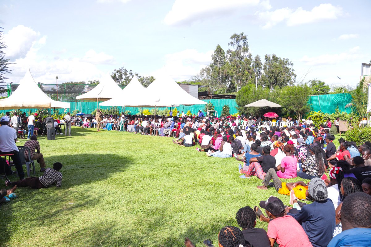 8sixty4's tweet image. Hon.Gakuya