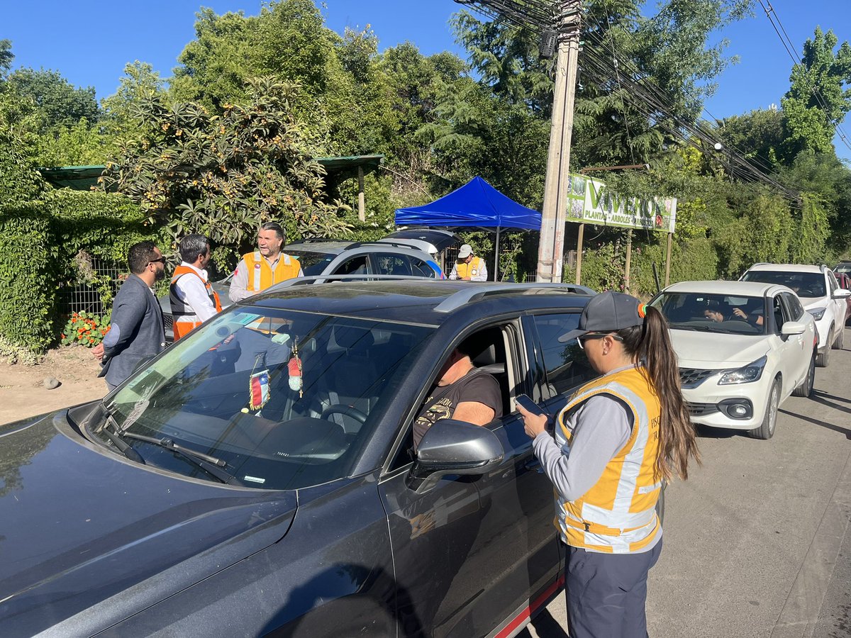 #CallesProtegidas :Inspectores(as) de <a href="/Fisca_MTT/">Division de Fiscalización de Transportes</a> y de Muni <a href="/SanBernardocl/">I. Municipalidad de San Bernardo</a> junto a <a href="/Carabdechile/">Carabineros de Chile</a> con la coordinación del <a href="/minsegpublica/">Ministerio de Seguridad Pública</a> fiscalizando todo tipo de vehículos en esta comuna de la Región Metropolitana. Fiscalizando documentación principalmente. #FiscalizarEsProteger