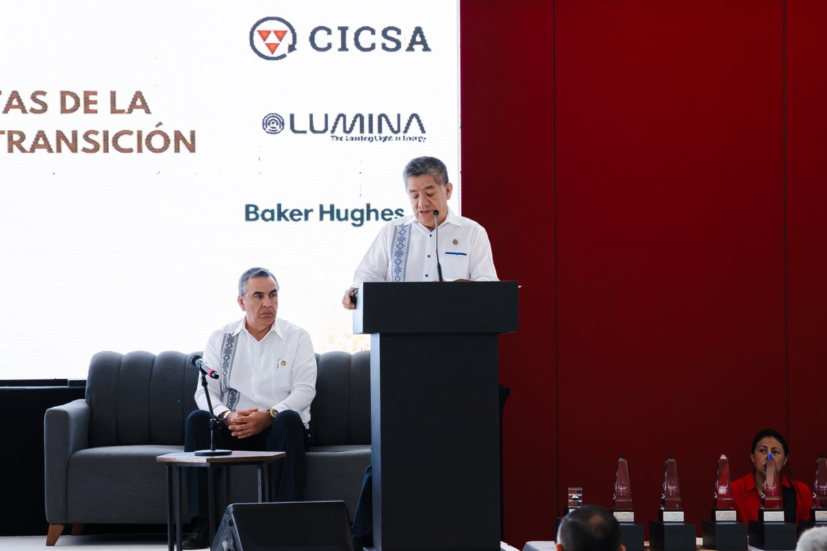 Reunión Anual AIPM 2025 
Conferencia magistral 
“Aporte de las Asociaciones de Profesionistas a la Industria Petrolera Mexicana”  

👤 Ponente: 
Ing. Ángel Cid Munguía 
Director de Exploración y Extracción en PEMEX  
#IndustriaPetrolera 
#ConferenciaMagistral