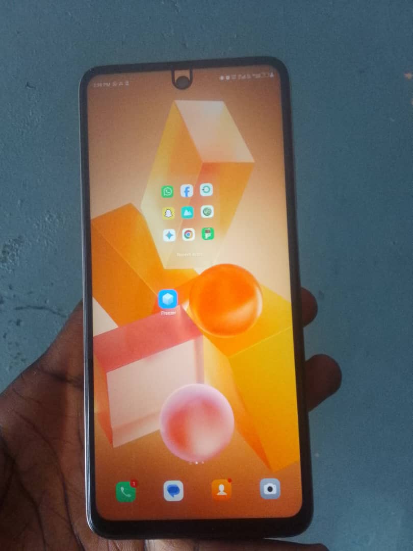 HumbleDeclutter's tweet image. Item: Infinix Hot 40i (4gb RAM, 128gb ROM)

Price: 90k

Location: Ogbomosho, Oyo state 

Defect: None