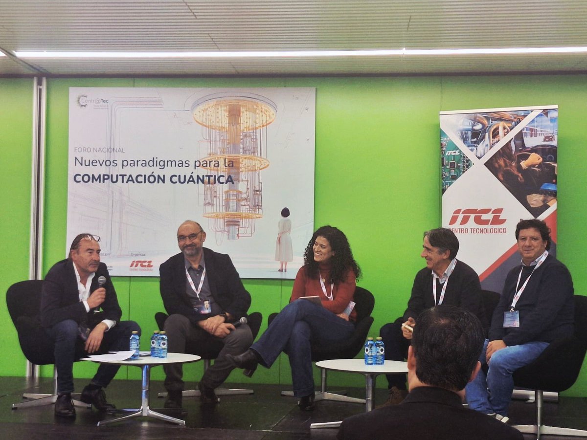 Hoy ha tocado hablar sobre el ecosistema cuántico español en el Foro Nacional de #ComputaciónCuántica celebrado en Burgos y organizado por el <a href="/_ITCL/">ITCL Centro Tecnológico</a> en compañía de un fantástico elenco de profesionales.

El futuro cuántico se puede (y se debe) "escribir" en español...