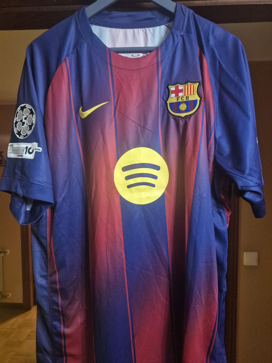 Dustzaphire's tweet photo. @17ct_info perfectas, ya habia hecho pedidos en la cuenta de u  amigo, muy muy bien cuidadas, perfectas con la talla pedida y lo que se pide. 10/10 y muy muy puntuales, en nada volveré a pedir más 💪😍🔥 https://t.co/0D8vAUpKhH