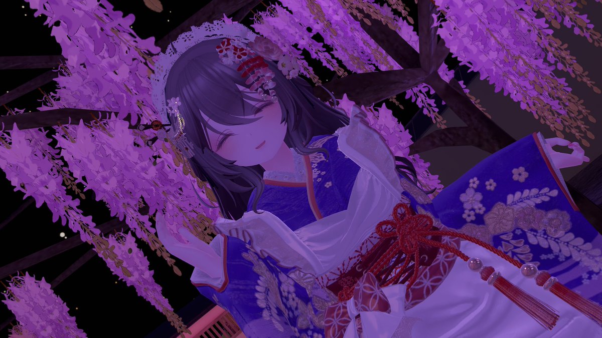 おはようさん。
ここ、お風呂がとっても気持ちええ聞いたんやけど、藤も凄く綺麗！
この季節に満開の藤とは…ええもん見してもらいました。
ま、紫苑さんに会えばいつでも藤、うちに会えば櫻、蓮華さんに会えば蓮が見られますんで、花見に逢曲時にくるんもええよ。あとはどなたかおったかしら。