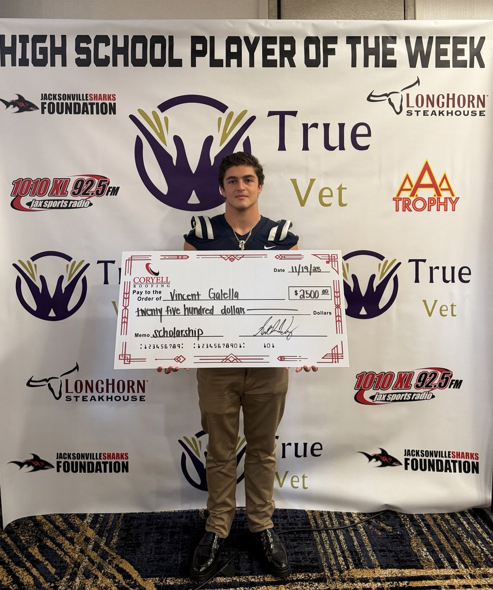 Beachside_FB's tweet image. Congratulations to Vincent Galella on being selected as the Jacksonville Sharks &amp;amp; True Vet Solutions finalist and earning a $2,500 scholarship!

A huge thank you to everyone involved in creating such a meaningful event.

#BeachsideMade #BarracudaNation #LetsGetIt
