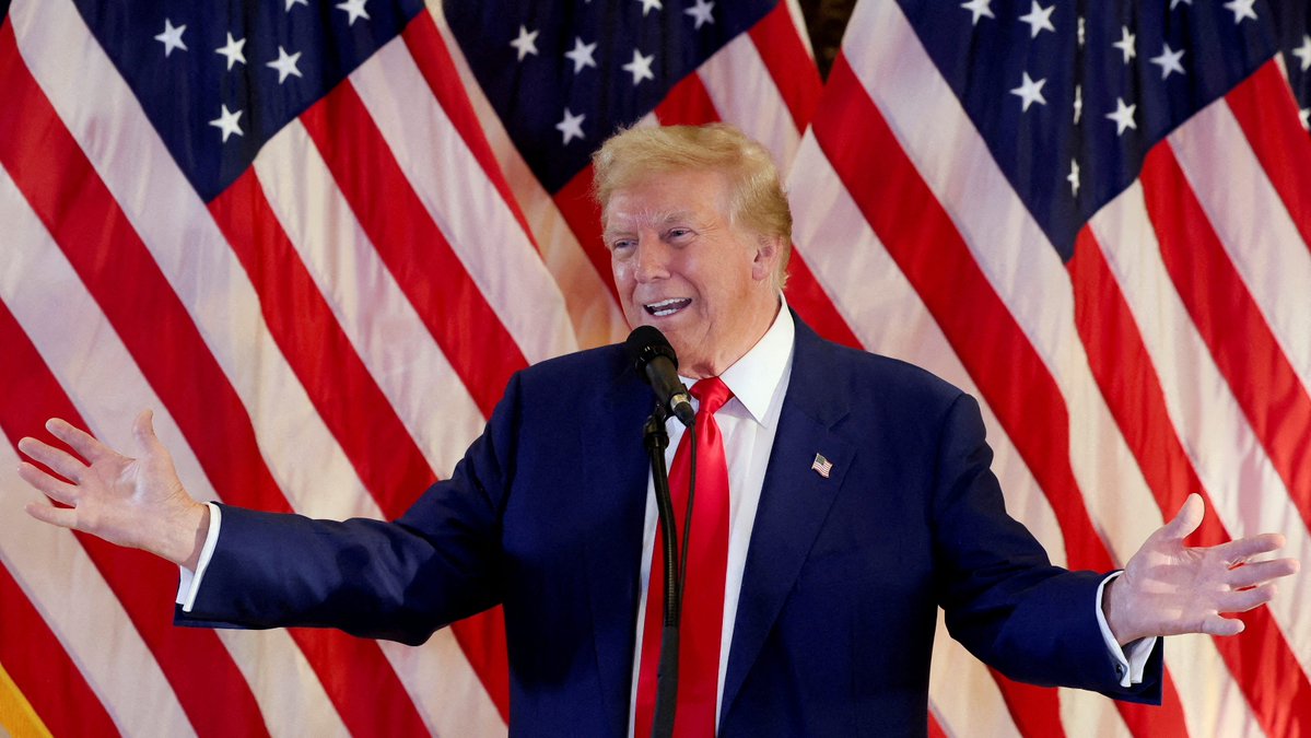 LeadingReport's tweet image. BREAKING: President Trump says the U.S. will not be successful if we do not let people who invest billions bring in immigrants to train Americans.

“I’m sorry.”