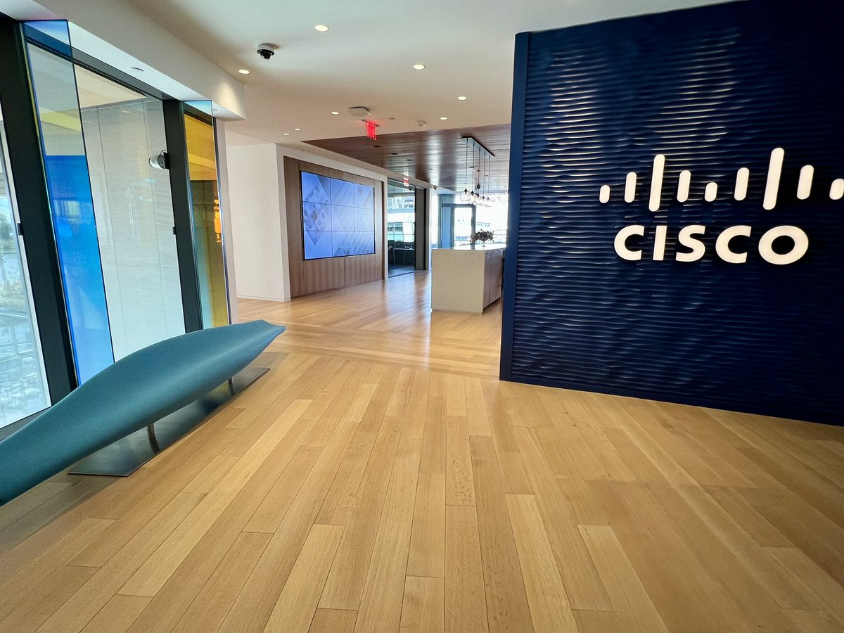 CiscoNetworking's tweet image. Big day in DC! 🎉 We just opened our newest Cisco Showcase at The Wharf.

This office brings our portfolio to life:
✔️ Cisco Switching + Wi-Fi 7 
✔️ PoE-powered lighting and workspaces
✔️ Unified networking + security 

Read more: cs.co/601079kSI