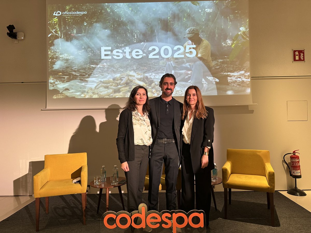 CODESPA's tweet image. El liderazgo y el propósito han sido el centro: un diálogo profundo entre Ariadna Bardolet, Maribel Guerrero y Marcello Gandolfi sobre vocación, coherencia y servicio. Cuando lideramos desde el corazón, inspiramos cambios reales. #ciclocaixaforum