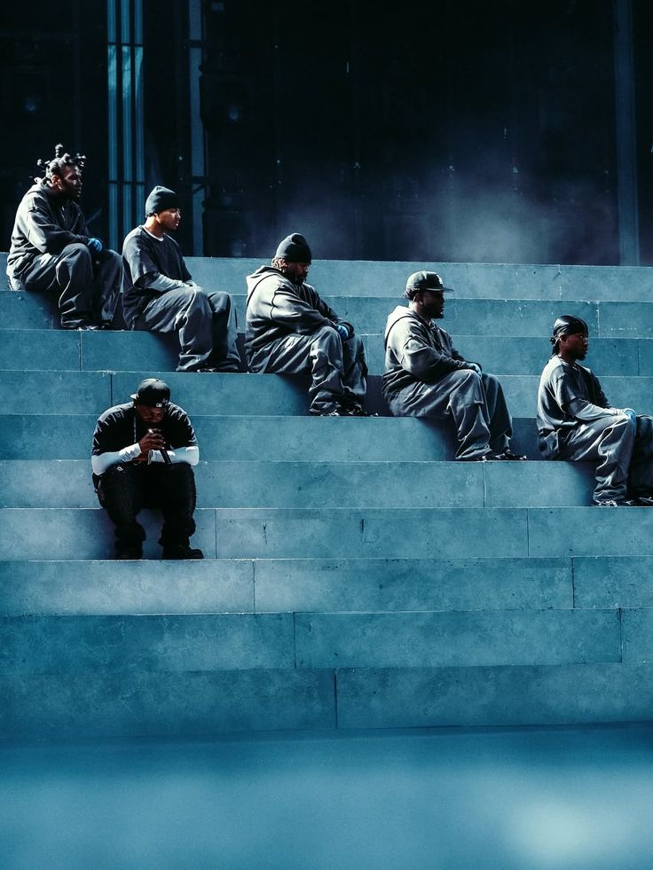 I don't know how to make friends, I'm a lonely soul..