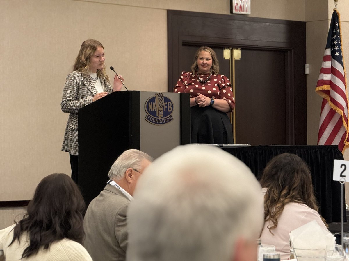 stevewhitenews's tweet image. Way to go Ella Stiefvater! 

Former @RuralRadioNet intern honored at @NAFB. 

I got to know Ella through @SDStateAlumni program. She’s a @SDStateCAFES student. 

She’s a great young leader in agriculture and deserves this recognition!