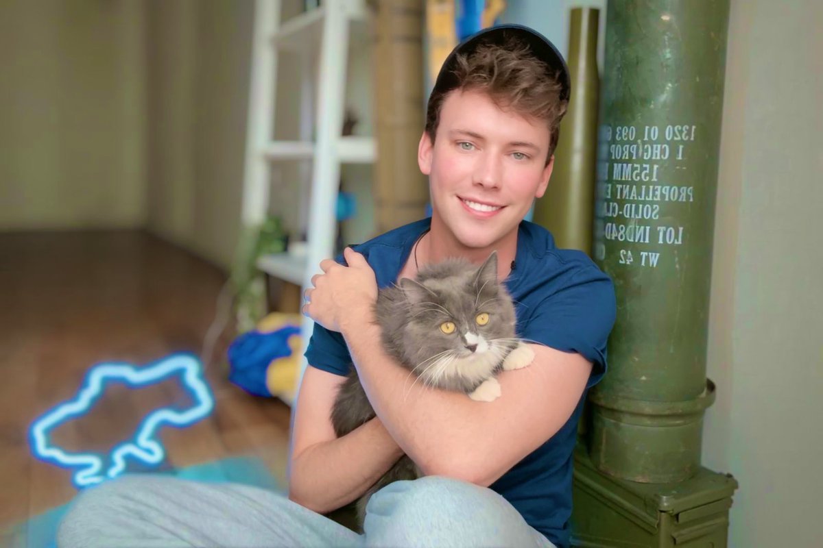 I fell in love with Ukraine then fell in love in Ukraine. I rescued this kitten from the Donbas and he’s grown more beautiful every day. This weekend, I’m getting married here in Kyiv. I’ve never felt so grateful to be anywhere in my life. This is the country of love. 🔥
