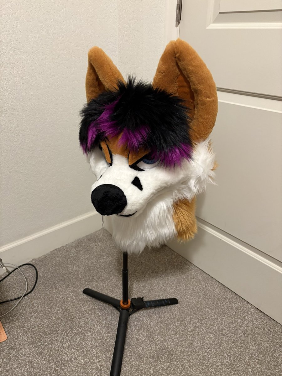 RedFawps's tweet image. DAMN!!!!!!!!!!!!