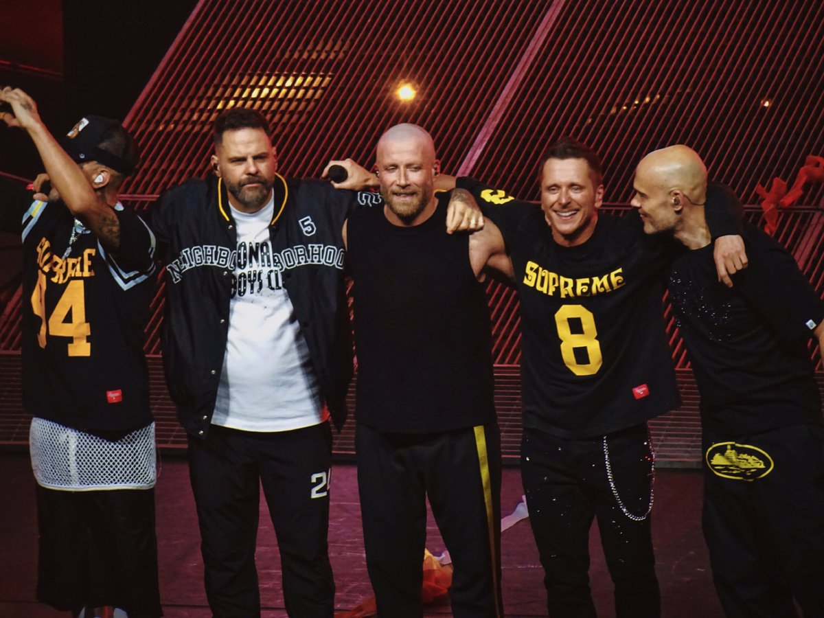 I don't want this <a href="/itsfiveofficial/">Five</a> tour to end. 🥲 Had 3 of the most fun nights in a long time! <a href="/abzlove/">ΔBZ</a> <a href="/Scottlarock5/">Scott Robinson</a> <a href="/jbrownfive/">J Brown</a> <a href="/RitchieNeville/">Ritchie Neville</a> <a href="/SeanConlonMusic/">Sean Conlon</a>