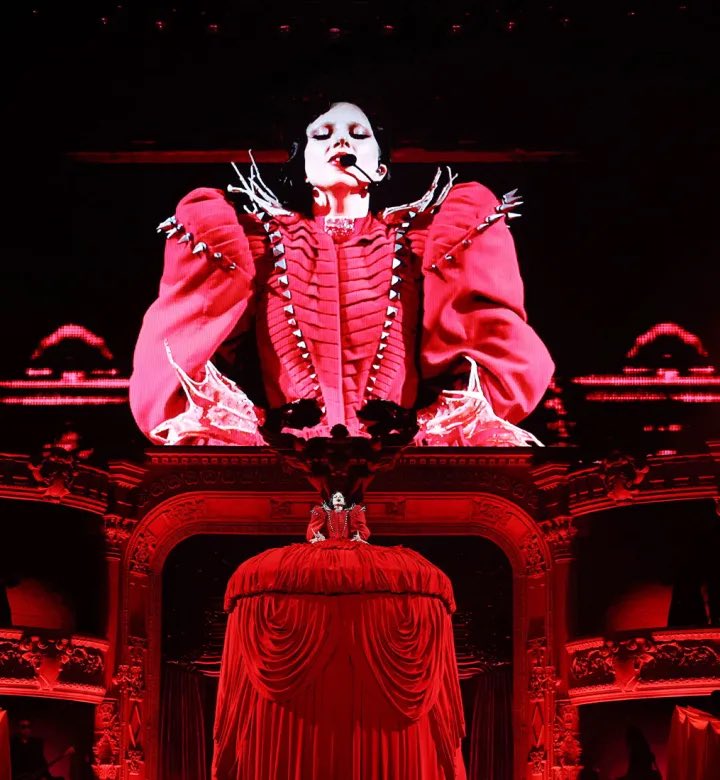 .<a href="/kylieminogue/">Kylie Minogue</a> was in attendance at <a href="/ladygaga/">Lady Gaga</a>’s #MayhemBall in Paris last night.