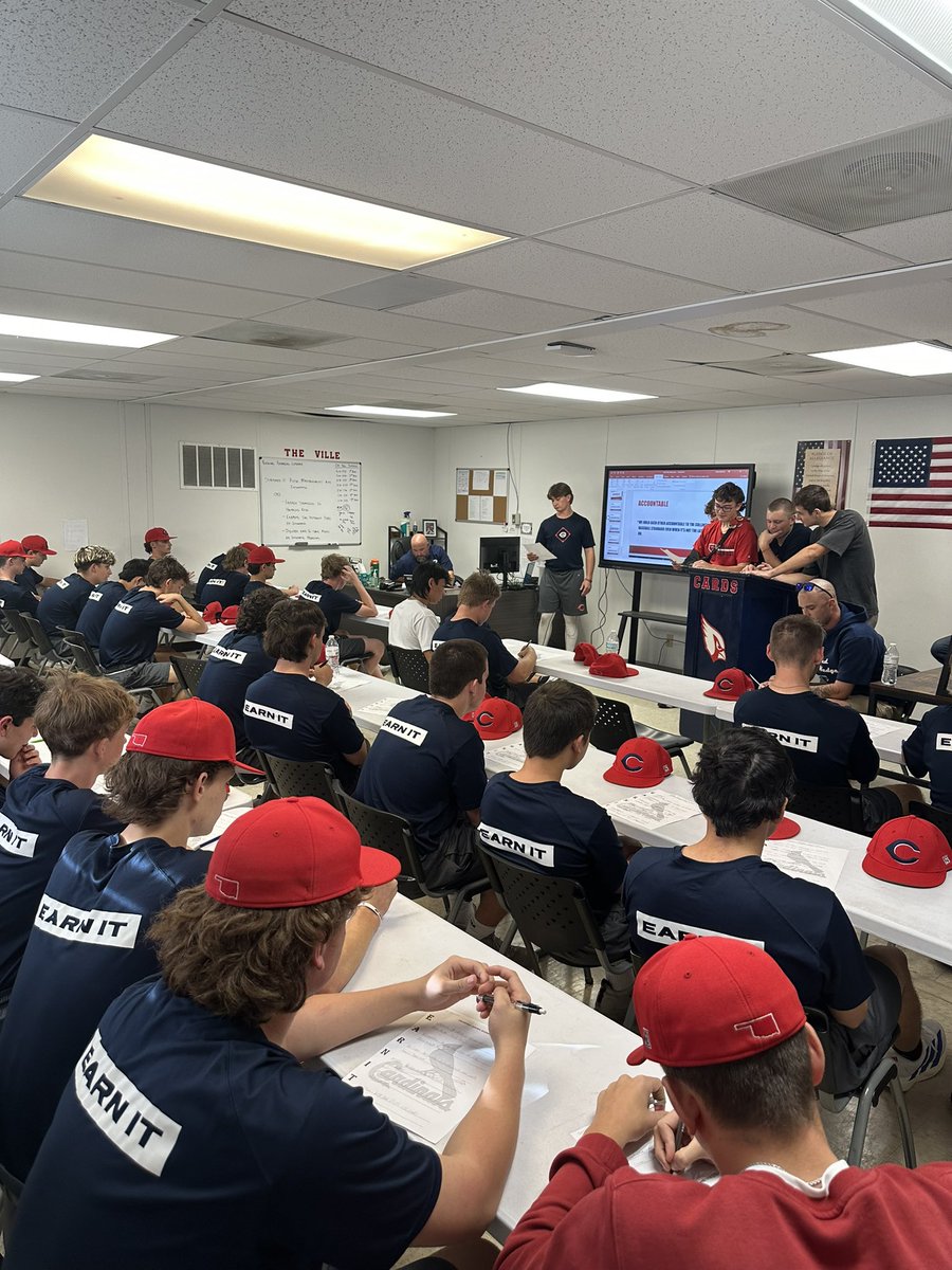 Culture Wednesdays

Word: E.A.R.N.I.T.

The 2026 Seniors led Culture Wednesday as they talked about their moto EARN IT &amp; what it means to them along with our program!

- Energetic
- Accountable
- Resilient
- Needed
- Impactful
- Teammate

<a href="/cvillecards/">Collinsville HS</a> @<a href="/cvilleathletes/">Cardinal Athletics</a>
#EARNIT