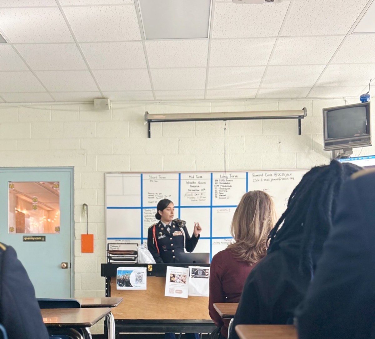 The Lexington Senior High School, Army JROTC tweet media