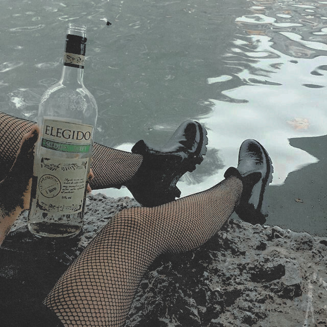 fluorscentt's tweet image. ᅠ
      𝙊𝘾-𝙢𝙪𝙩𝙖𝙣𝙩. 𝖶𝗂𝗍𝗁 𝗇𝗈 𝗂𝗇𝗍𝖾𝗋𝖾𝗌𝗍 𝗂𝗇 𝗁𝖾𝗋𝗈𝗂𝗌𝗆, 𝖨 𝗃𝗎𝗌𝗍 𝖽𝖾𝖽𝗂𝖼𝖺𝗍𝖾 𝗆𝗒𝗌𝖾𝗅𝖿 𝗍𝗈 𝗌𝖾𝗋𝗏𝗂𝗇𝗀 𝖼𝗈𝖿𝖿𝖾𝖾.

𝙺𝚊𝚢𝚎 𝙵𝚒𝚎𝚛𝚌𝚑
ᅠ