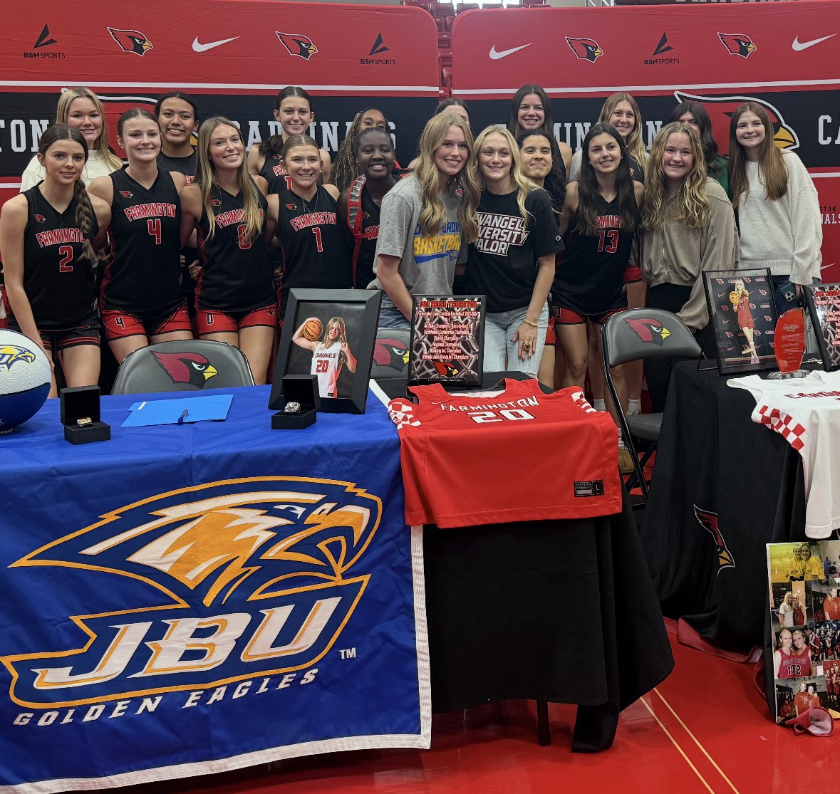 What a special day in Cardinal Arena! Two Lady Cards signed their collegiate NLI's today! <a href="/ReeseThornton20/">Reese Thornton</a> with <a href="/JohnBrownWBB/">JBU Women's Basketball</a> and <a href="/JosieDillard9/">Josie Dillard</a> with <a href="/EvangelWBB/">Evangel Women's Basketball</a> 
#FarmingtonFast #FAMILY