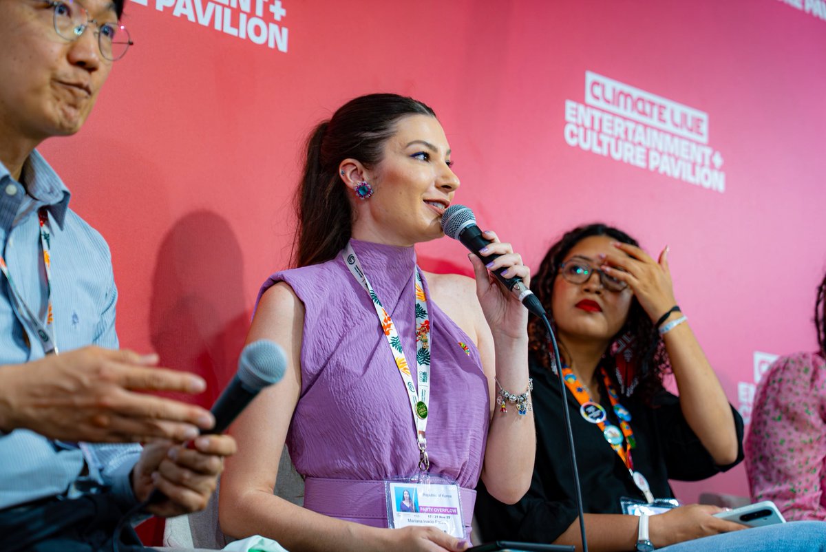 ARMY_HTP's tweet image. Um pouco sobre o #ArmyHTPnaCOP30:

Agradecemos o @kcc_brazil  pelo convite e oportunidade de participar desse painel destacando o poder de mobilização do ARMY em pautas climáticas, bem como o poder que a arte e a cultura possuem de mover e unir pessoas de uma forma única, sendo…