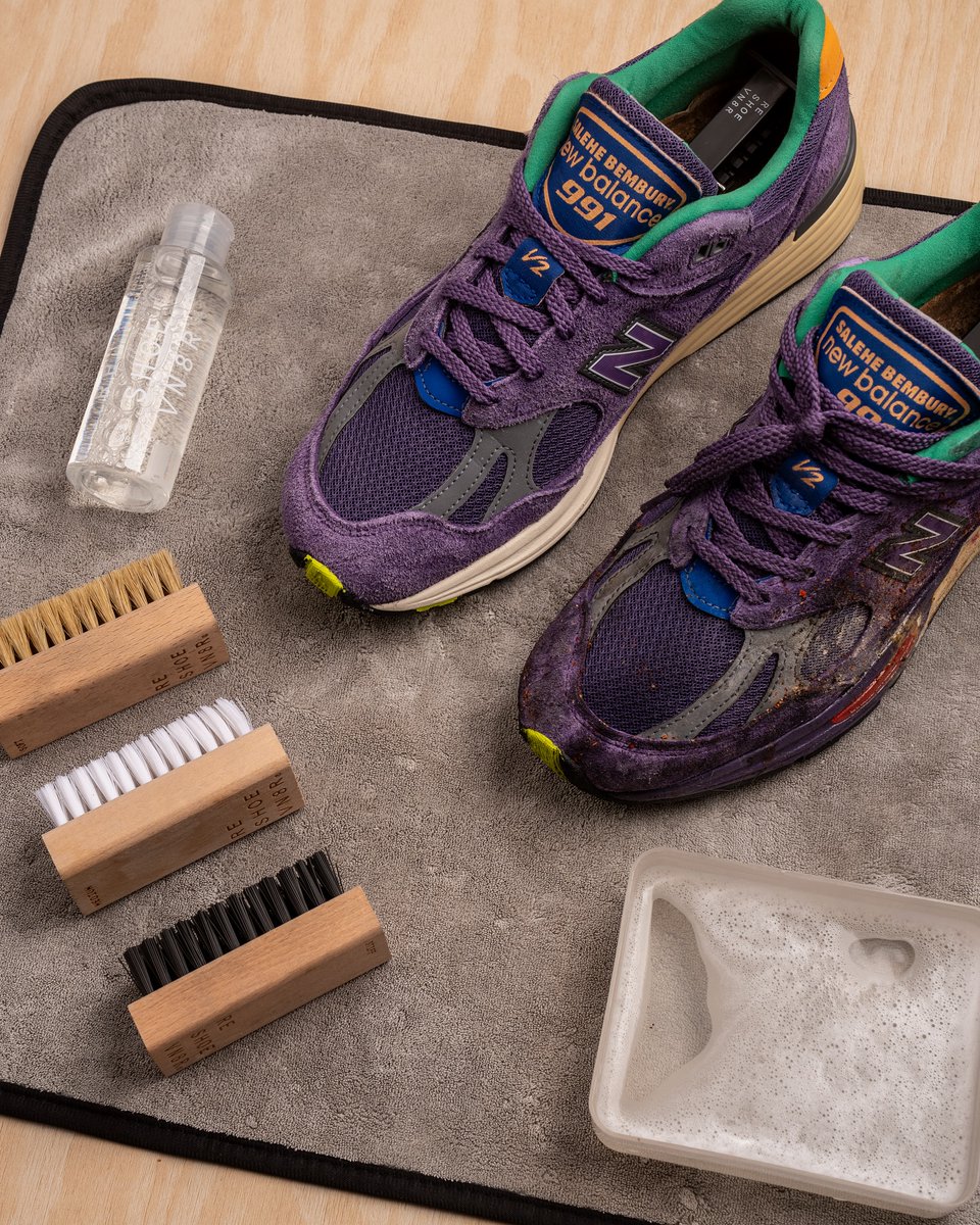 Reshoevn8r's tweet image. Psssst… yeah you! It’s time to clean those dirty sneakers. 👀

Start off the month fresh and ready for every step. 👟

#reshoevn8r #cleankicks #freshkicks #freshkicksdaily #shoecare #sneakercleaning