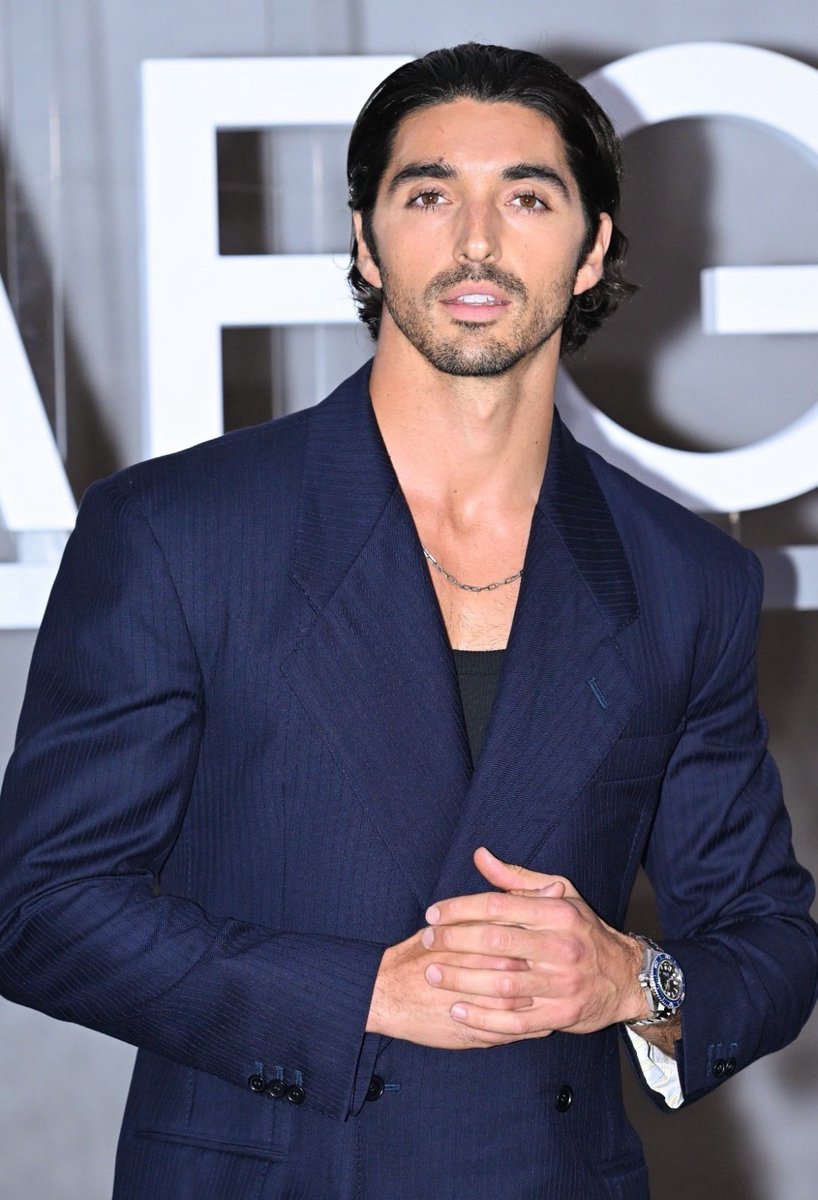 alexgcdiaz's tweet image. his beauty is unmatched