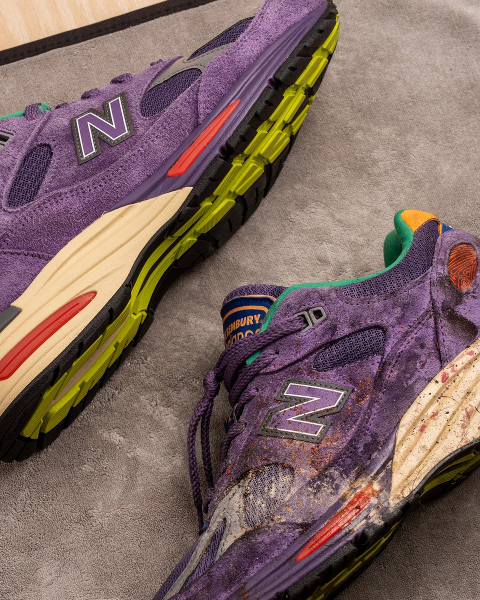 Reshoevn8r's tweet image. Psssst… yeah you! It’s time to clean those dirty sneakers. 👀

Start off the month fresh and ready for every step. 👟

#reshoevn8r #cleankicks #freshkicks #freshkicksdaily #shoecare #sneakercleaning