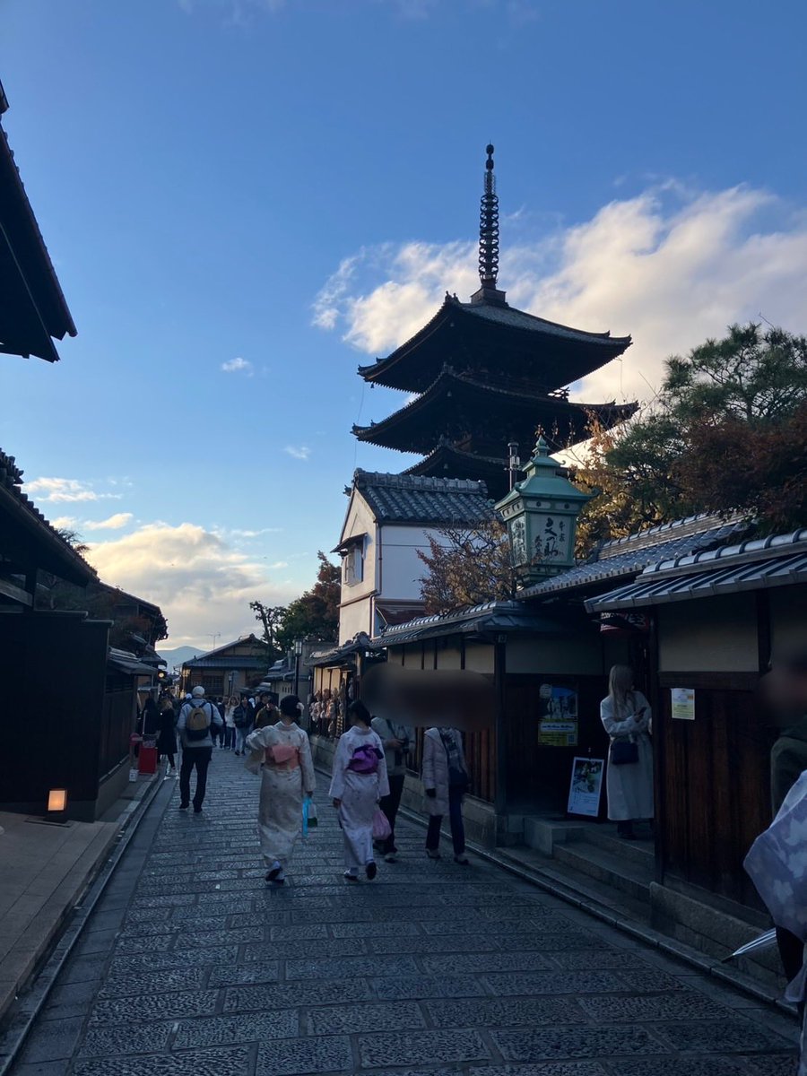 koikano_hrira's tweet image. おはよう木曜日🌲

昨日は友だちと京都のハイキュー巡りに行ったよ🏐
キャラのボイスを聴きながら京都の秋を感じられて幸☺️
京都の秋大好き💕

今日も1日楽しも〜✨

#コイカノ
#コイカノ関西
#レンタル彼女