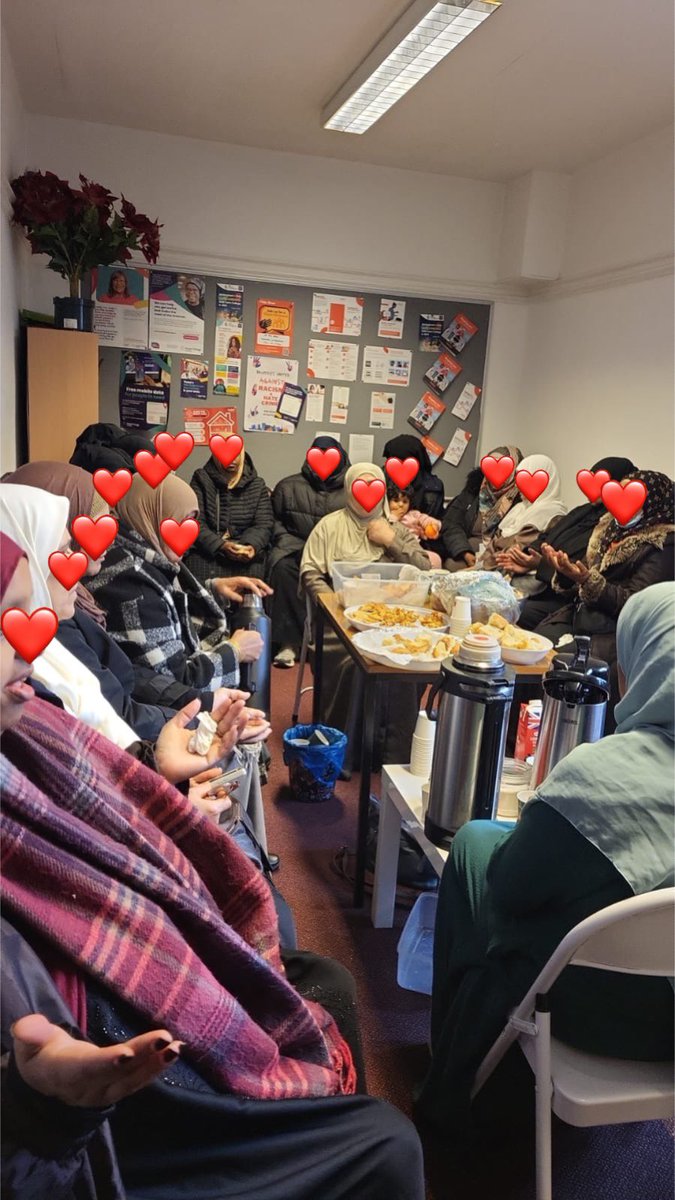 Upliftorguk's tweet photo. There’s a special warmth in our Tuesday ladies’ coffee mornings at Uplift’s Warm Welcome space laughter, comfort &amp; sisterhood that lifts the heart. 💛
Plus, a valuable talk on carbon monoxide, Cadent Gas PSR registration &amp; even a slow cooker! 🍲 #Community #Uplift #WomenTogether https://t.co/c6v2x8vbUd