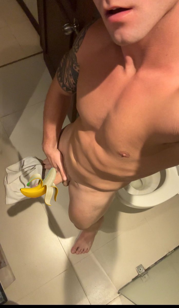 ALEX NUDE BOY tweet media