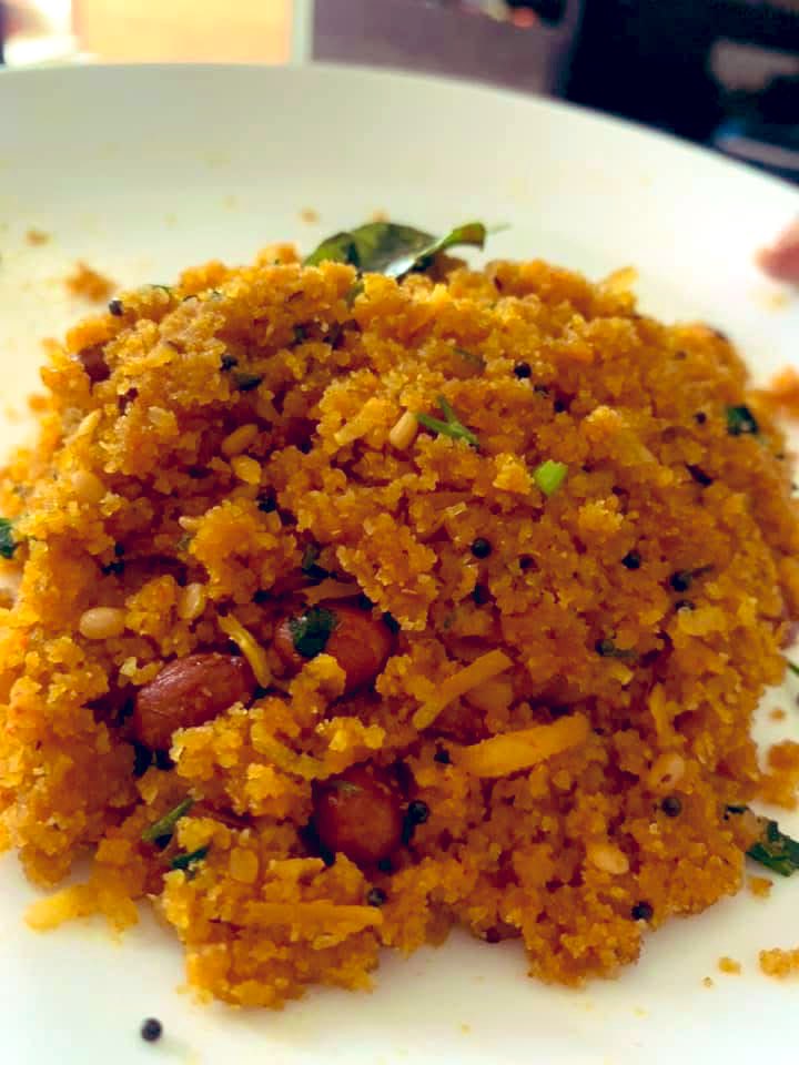 introvertds's tweet image. Gojju avalakki or Huli avalakki

A delicious, tangy, no-cook Karnataka-style breakfast/snack made with beaten rice (poha/avalakki), tamarind pulp, rasam powder, and a crunchy tempering. It’s super quick (ready in 15–20 minutes) and loved in most Kannadiga homes.