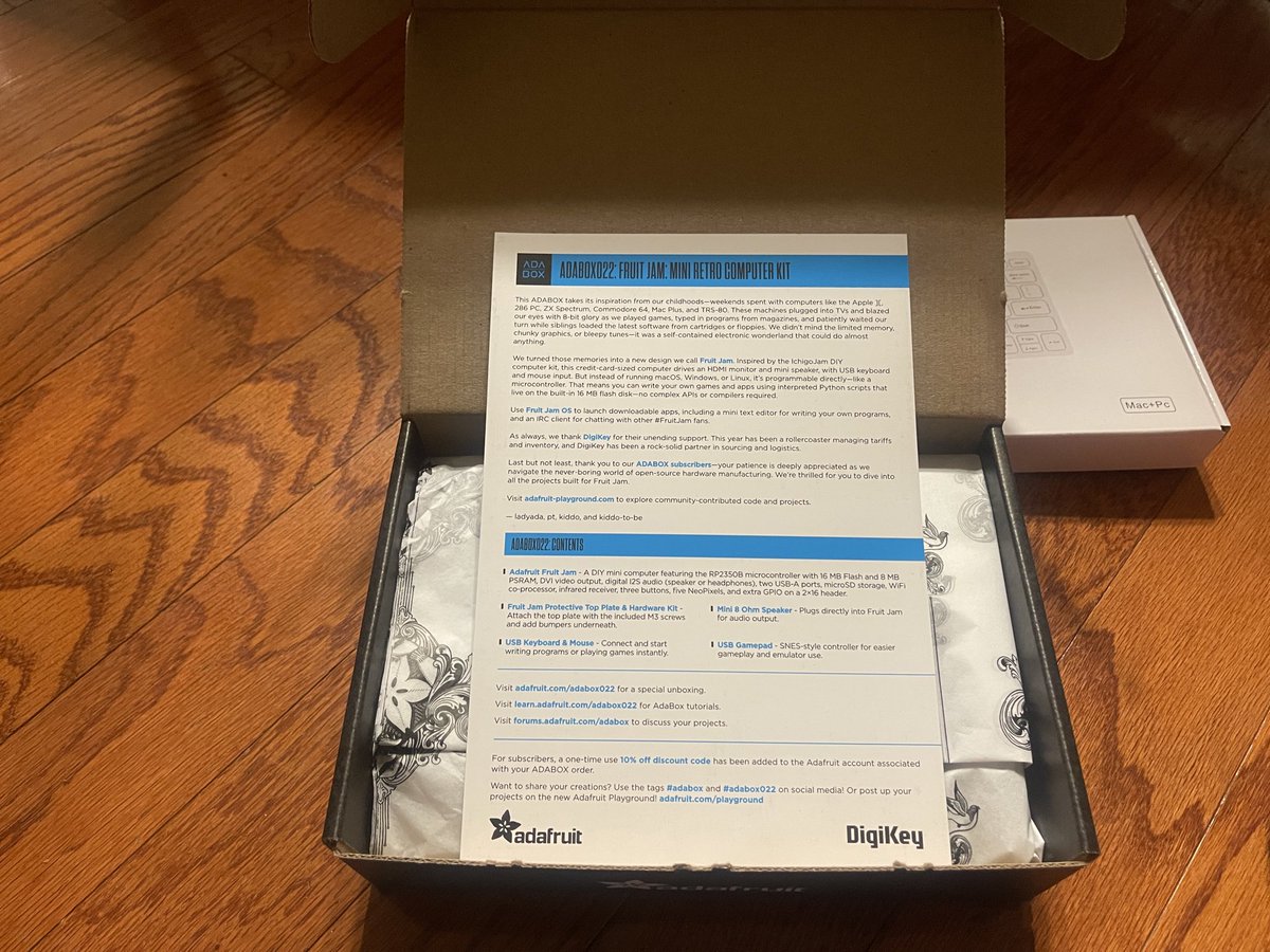 thecodingcouple's tweet image. Aaaaaah! Adabox returns!