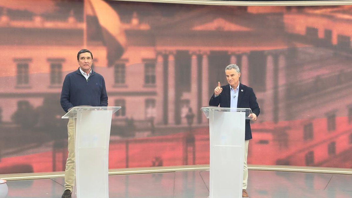 Muchas gracias a <a href="/JCardenasRey/">Juan Carlos Cárdenas</a> y <a href="/JuanGZuluaga/">Juan Guillermo Zuluaga</a> por la confianza. 
Gracias a todos los alcaldes y gobernadores 2020-2023 que han hecho explícito su apoyo. Seguiremos sumando voluntades.
UNIDOS avanzaremos con la Fuerza de las Regiones.
Llevaremos la voz de la autonomía y la