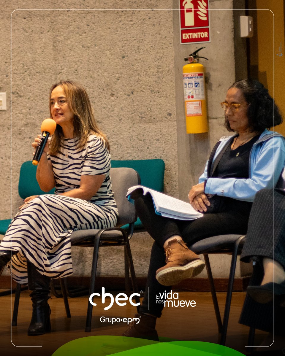 CHECGrupoEPM's tweet image. Nuestra Gerente, Martha Libia Castaño Tovar, participó en el Foro de Mujeres en Ingeniería, un espacio realizado en el marco del Encuentro de la Ingeniería Eléctrica y Electrónica de la Universidad Nacional sede Manizales (@manizalesunal). 

#CHEC #LaVidaNosMueve #GrupoEPM