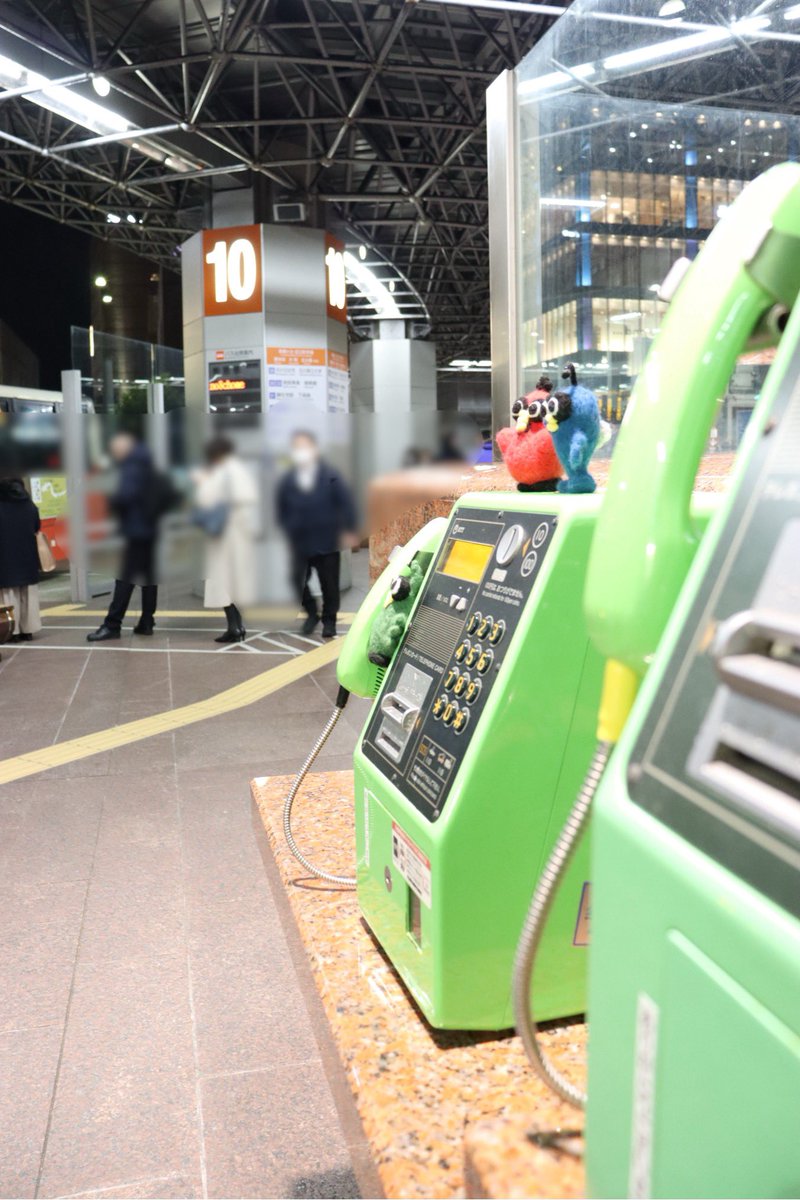 ms_engine's tweet image. おはようございますᐕ)ﾉ
金沢の天気は☀️☁️

 | 
 |■＼ 
 |∀｀ )  タイヤ交換
⊂　 ﾉ  .    早めに予約しな？
 |&apos;　ﾉ 
 |__） 

本日もよろしくお願いします٩(ᐛ  )و

#企業公式が毎朝地元の天気を言い合う