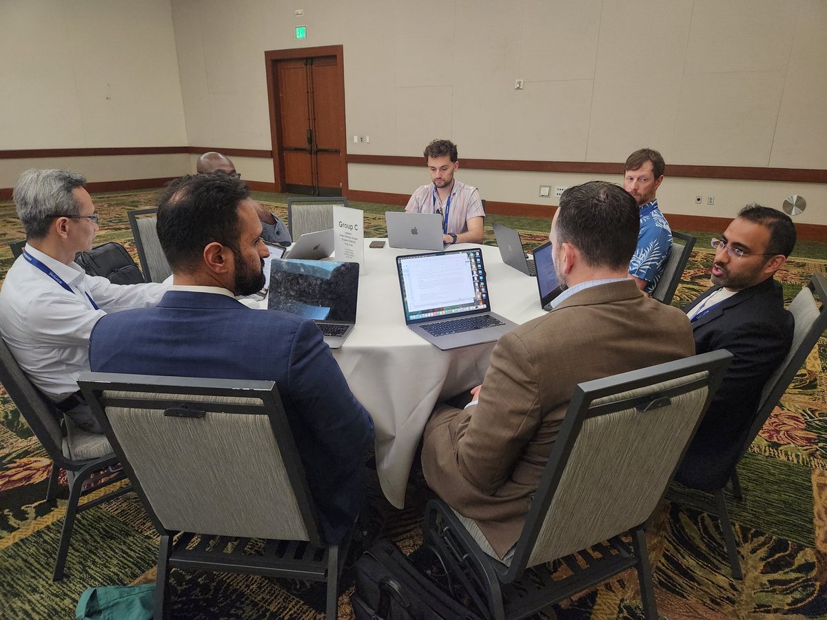 NeuroOnc's tweet image. Clinical research team members are in breakout groups and are back at the #ClinicalTrial Design Workshop to deepen their skills in trial design and implementation. #SNO2025