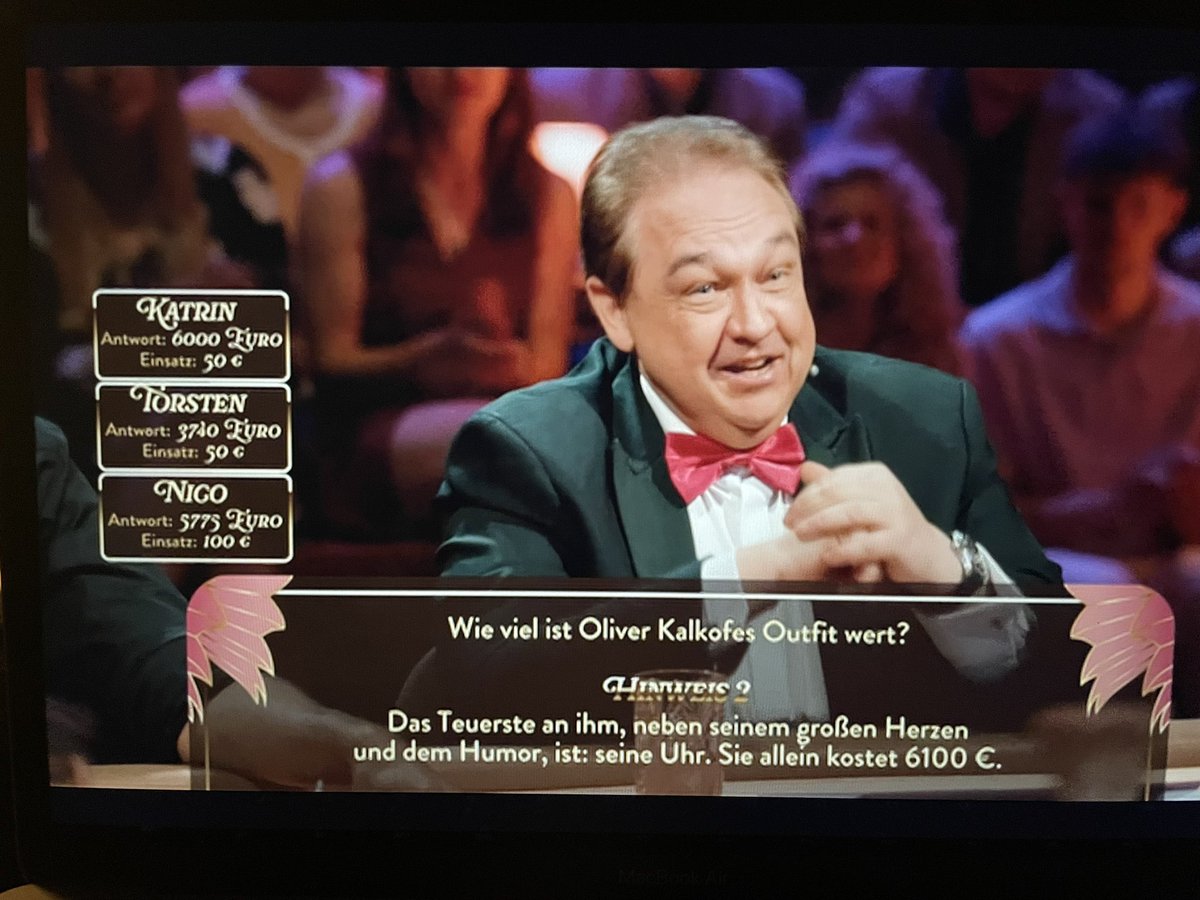 Die Mäuse von Pro7 haben mir gerade ein Lächeln ins Gesicht gezaubert (weil sie Recht haben) 😍🤗 
#dudg #schlefaz <a href="/twitkalk/">Oliver Kalkofe 📯</a>