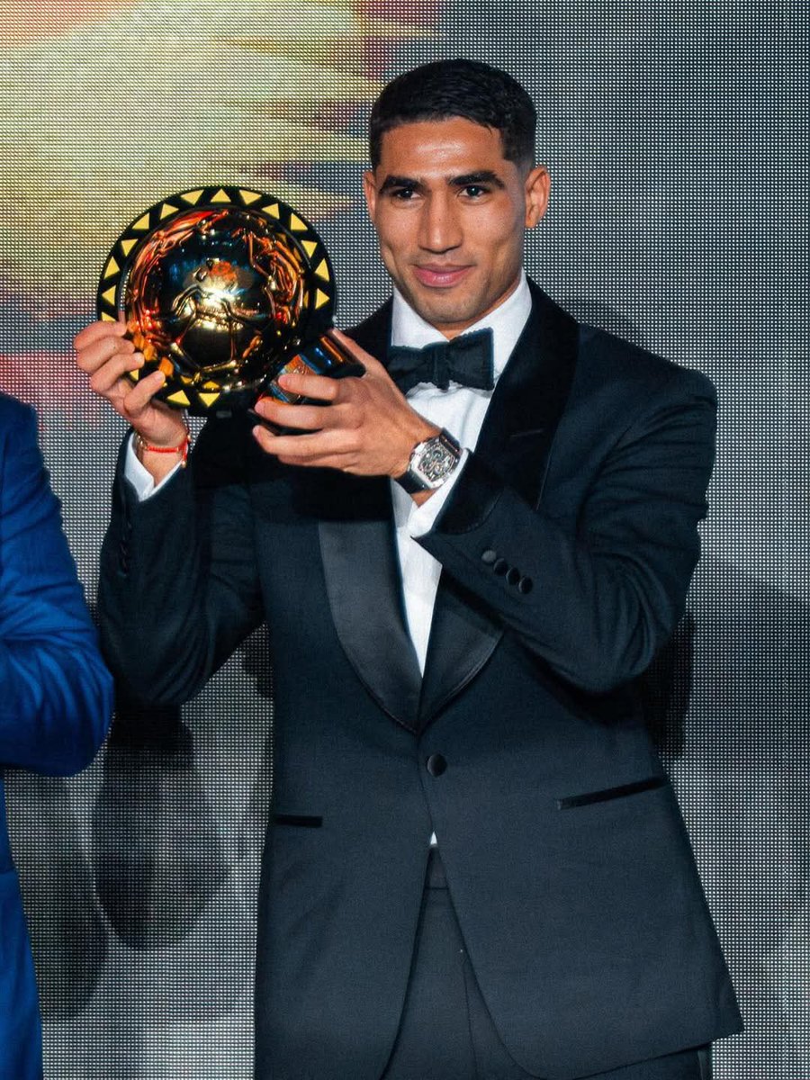 Une récompense amplement méritée, félicitations champions <a href="/one/">1337</a> love ❤️