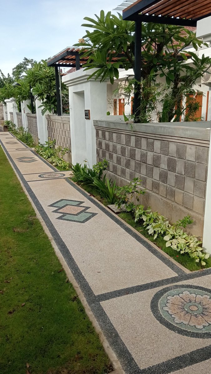 Hasil polas poles di Lovina 
Dari rencana rumah subsidi yg mangkrak jadi rumah yg nyaman ditinggali 😁