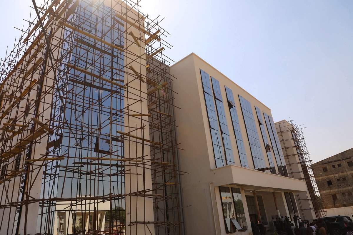 GovWike's tweet image. Yesterday, I inspected the ongoing construction of Judges Quarters and Court of Appeal Complex in Abuja. 

Some of the sections visited were satisfactory but the overall pace is still below the level required for a project of such national importance. 

For President Bola Ahmed…