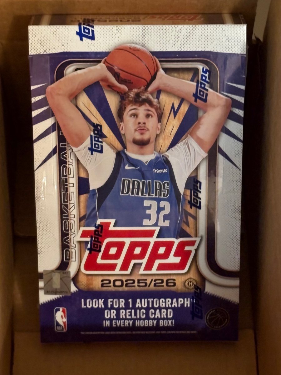 CardPurchaser's tweet image. Who wants a free 2025-26 Topps Basketball hobby box? 

- Follow @CardPurchaser
- Like &amp;amp; Repost!
- Name your favorite basketball player in replies!

Winner drawn 11/22 at 9pm central! US shipping please! Scroll my feed daily.