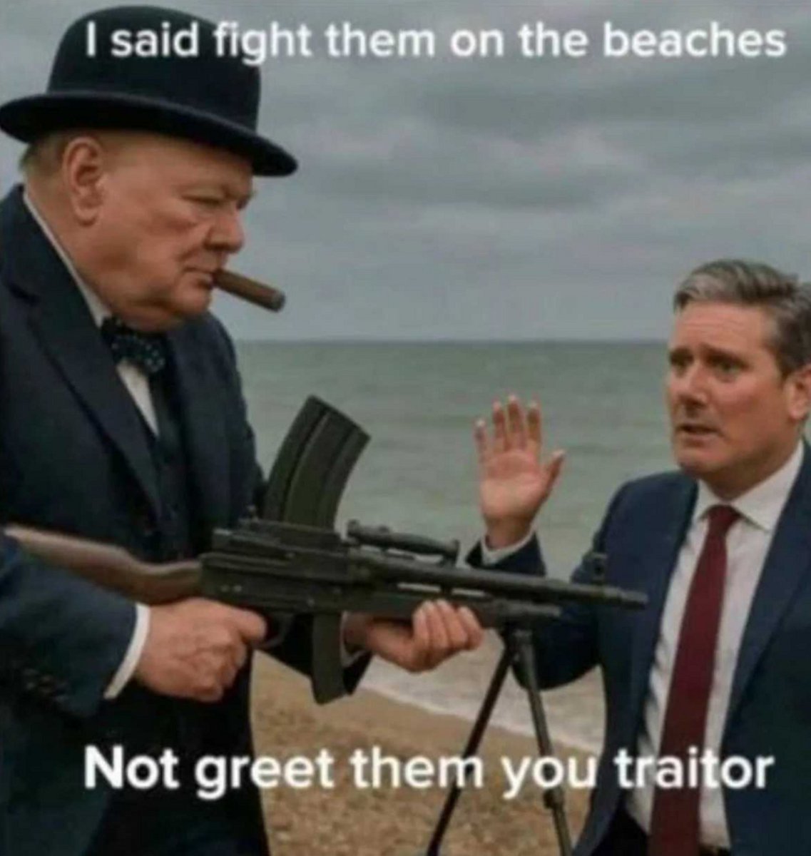 lazzycruser's tweet image. The country can&apos;t fight back dinghies let alone war ships 🤣🤣