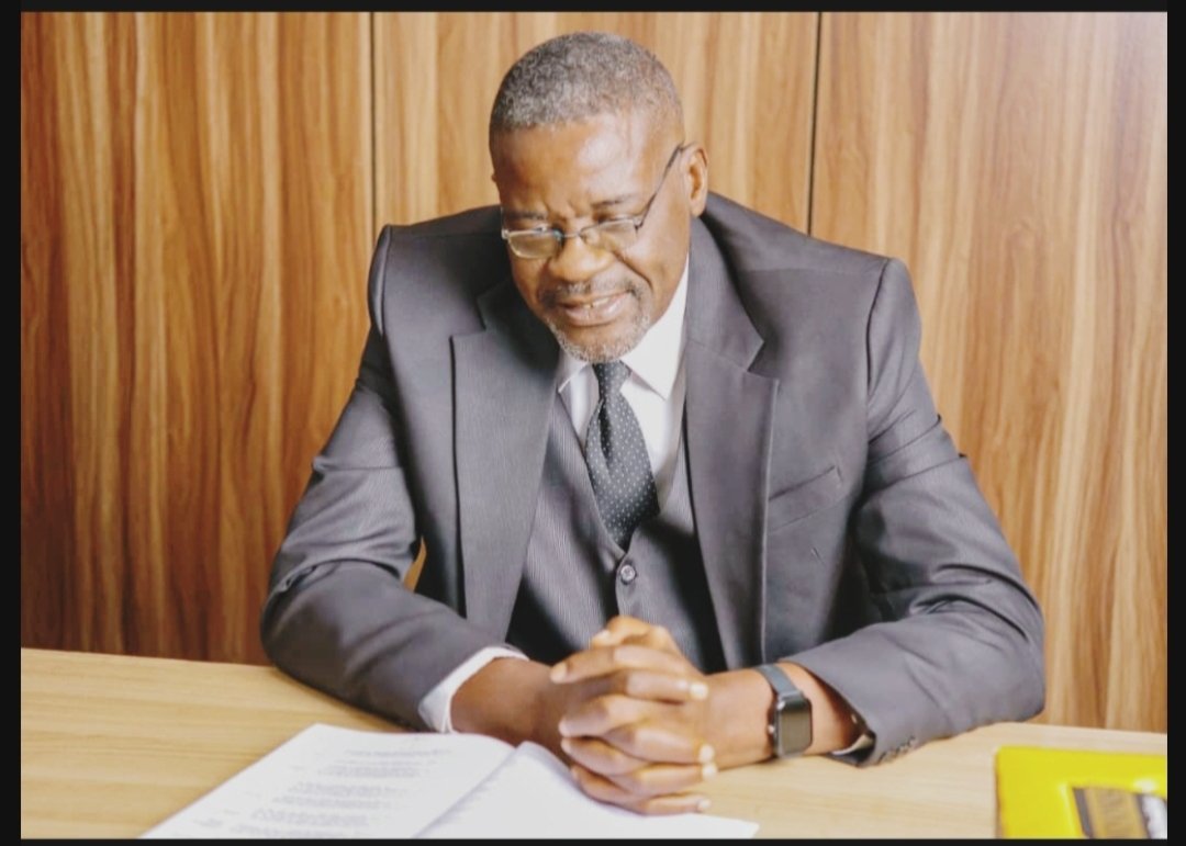 AbdulMahmud01's tweet image. These are difficult days for our country, and the weight of it all presses heavily on my spirit. Still, I&apos;m grateful for the abiding protection of the gods, who steady my steps and keep me true to the course I have chosen. 
Happy LVII, Great Oracle!