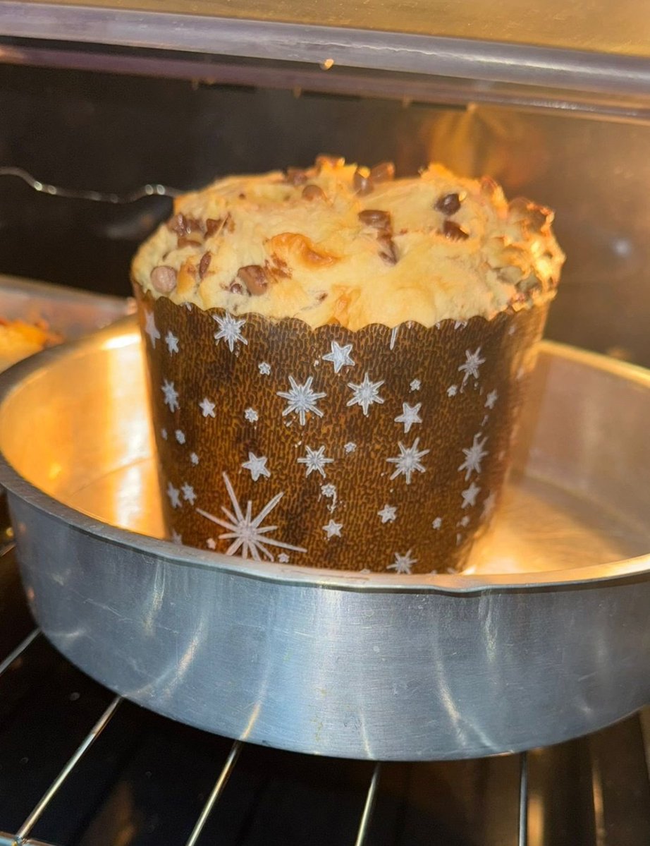 minha irmã veio aqui hoje e apareceu com essa delícia 😭😭