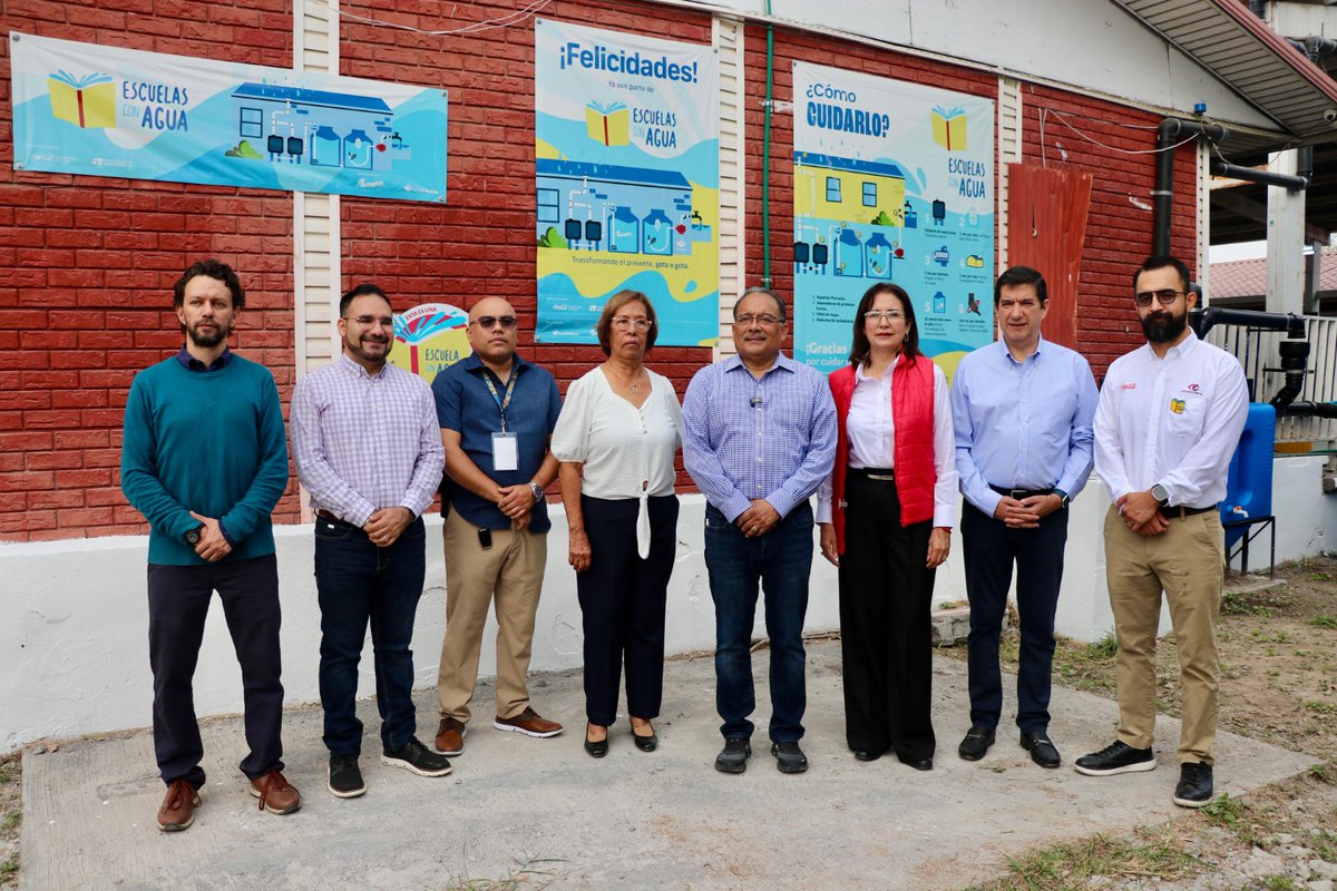 Arca Continental junto con Fundación Coca-Cola México y en alianza con el Gobierno de Escobedo inauguraron 6 sistemas de captación de agua pluvial en escuelas del municipio, como parte del programa "Escuelas con Agua". cutt.ly/WtrsXh5L #Sostenibilidad <a href="/arcacontal/">Arca Continental</a>